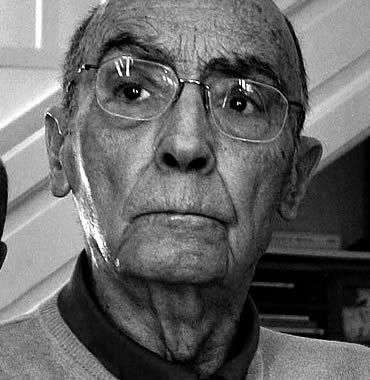 José Saramago (1922-2010)